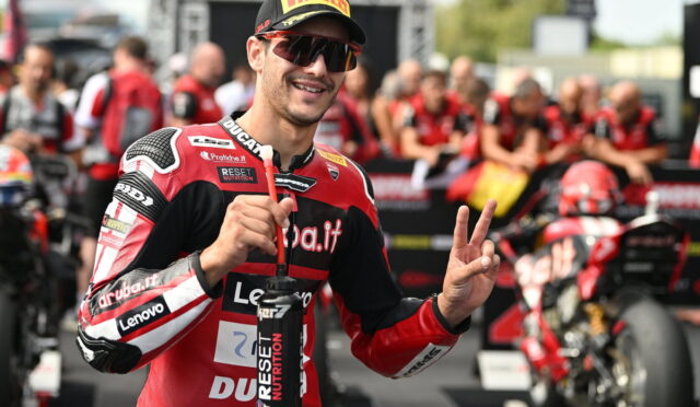 gng_1341429_hires