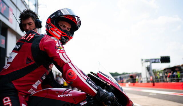 nicolo-bulega-2026-donington-park-worldsbk-07327