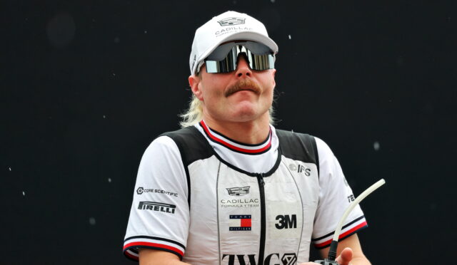 Bottas, uçağı bırakıp Singapur'a olağanüstü bir yolla gidiyor