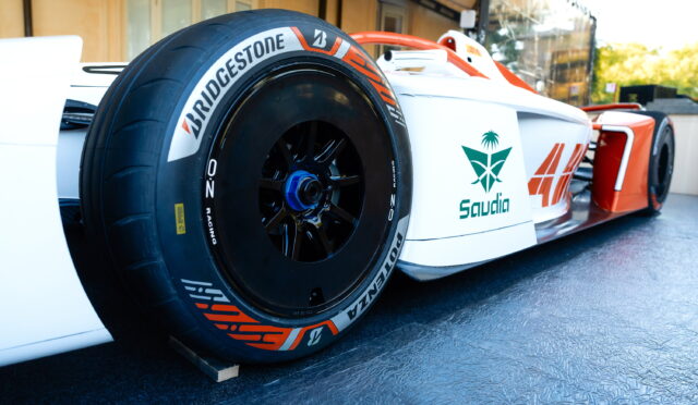 Bridgestone CEO’su, Formula E dönüşünün ardından “bir numara” hedefini açıkladı