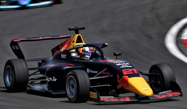 Alisha Palmowski, Austin’de F1 Academy şampiyonluğunu garantiledi