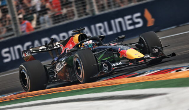 Red Bull doğruladı: Verstappen Singapur'daki ilk antrenmanda telsiz arızası yaşadı