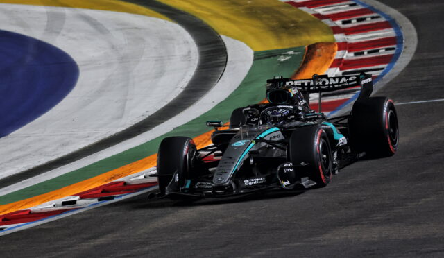 Mercedes, W17’nin son güncellemesini Austin’de iki araçta da kullanacak