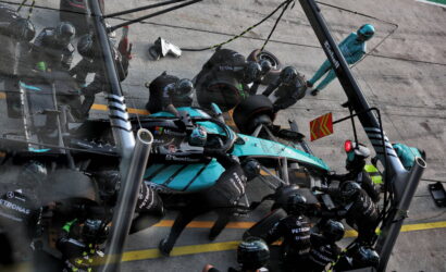 Mercedes: Singapur'daki pit ekibinde 15 yıldır pit stop yapmamış kişiler vardı
