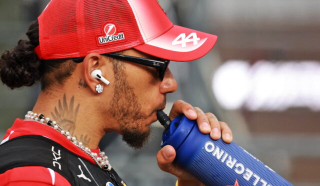 Brundle, Hamilton’ın “garip” Singapur stratejisini değerlendirdi