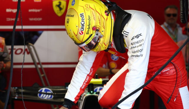 Hamilton Meksika’da Ferrari’sinin ön bölümünde aero deneyler yapıyor